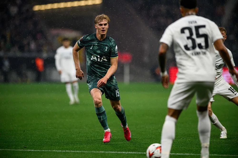 “I want continuous matches… in my position” – Lucas Bergvall speaks to Swedish media about Tottenham plans
