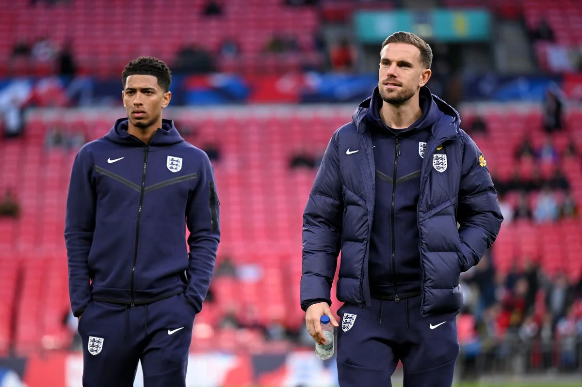  Jude Bellingham and Jordan Henderson of England inspect the pitch prior to the international friendly match between England and Brazi